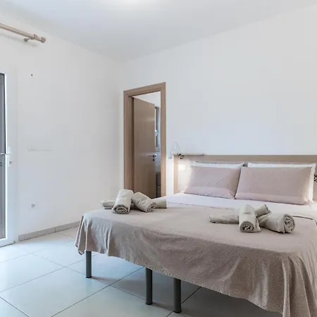 Trullo Sunrise - Trullo Con Piscina Privata Holiday home San Vito dei Normanni